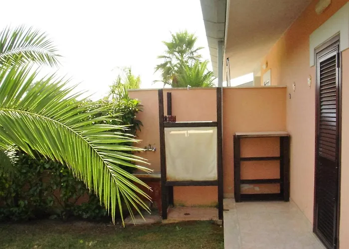 Villa Barbie Between Terracina And Sperlonga, 400 Mt From Beach